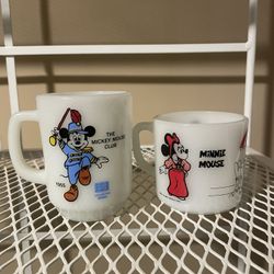Vintage Milk Glass Mugs 