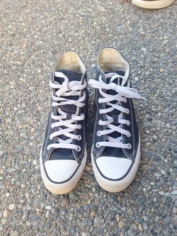 Converse Chuck Taylor All Star High Tops: woman's 7.5 and men's 5.5
