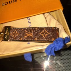 Louis Vuitton Dragonne Key Chain