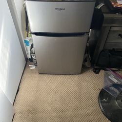 Mini fridge