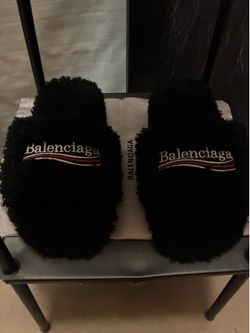black fur slides US men’s size 8