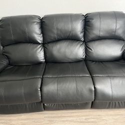 Black Reclining Couches 