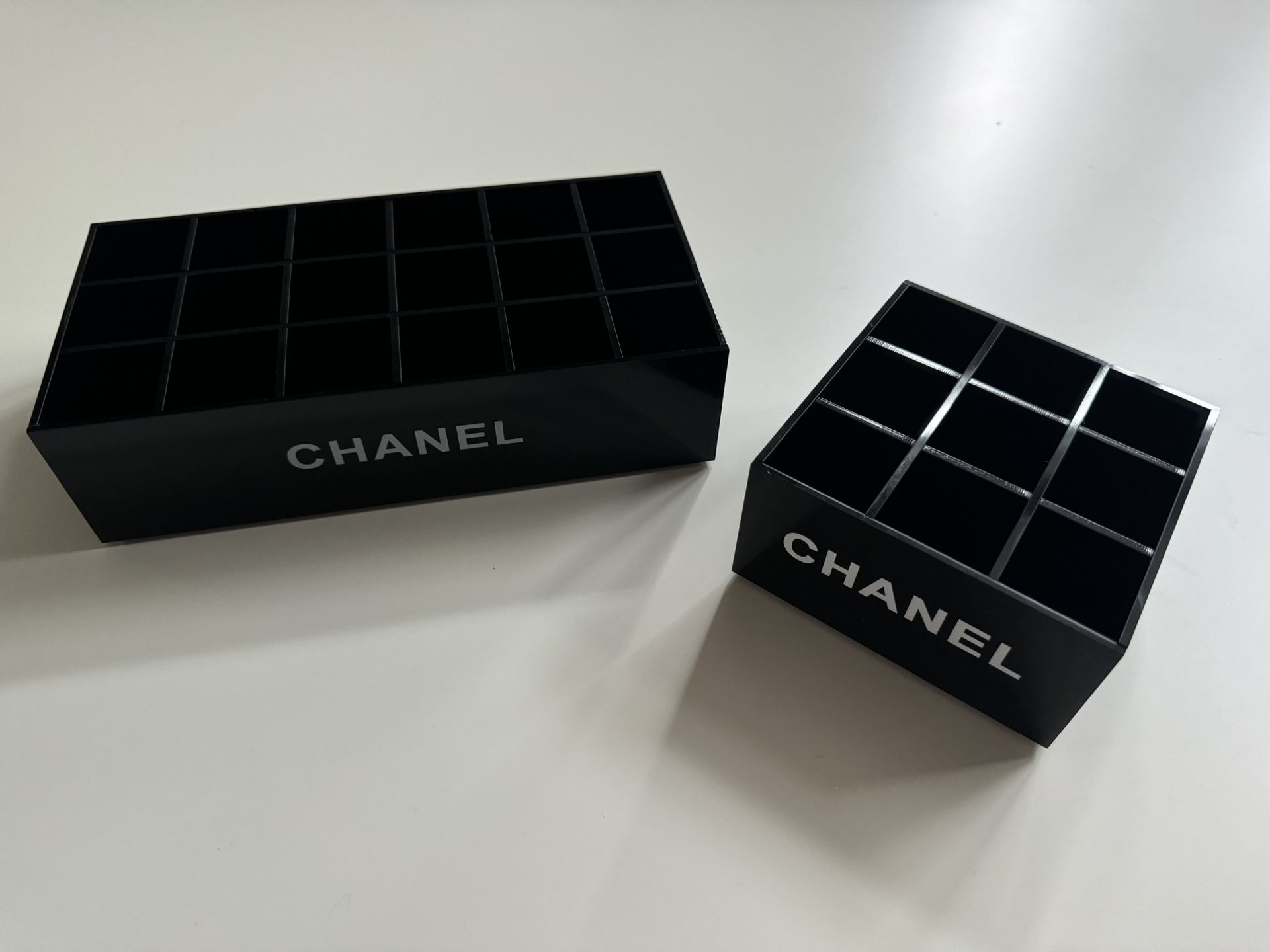 New Make Up Brush Case Or Display Case  2pcs