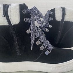 Steve Madden “Warner” Booties