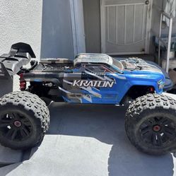 ARRMA KRATON 6S V5 4WD BLX  Monster RC Truck