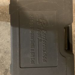 Performance 204 Drill And Bit Set