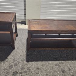 Coffee table/end table (DELIVER OPTION)