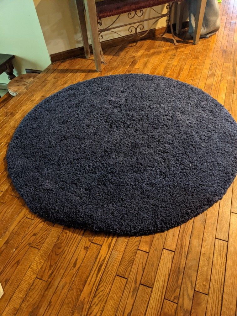 Navy 4 Feet Round Long Pile Rug $50