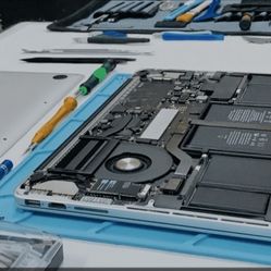 Apple MacBook Repairs 