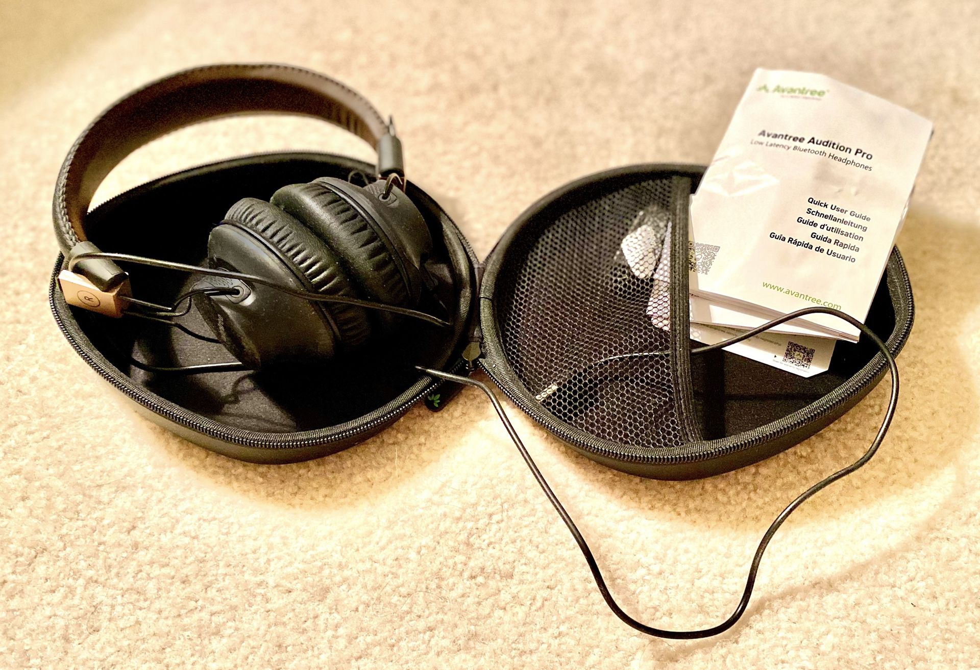 Avantree Audition Pro Low Latency Bluetooth Headphones, Black/Brown 🎧