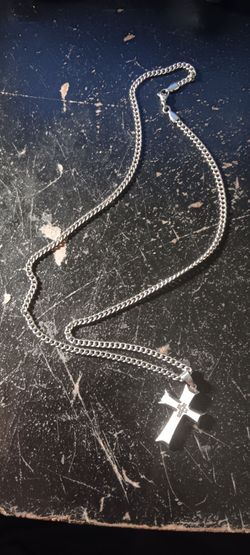 A Kay's cross for men