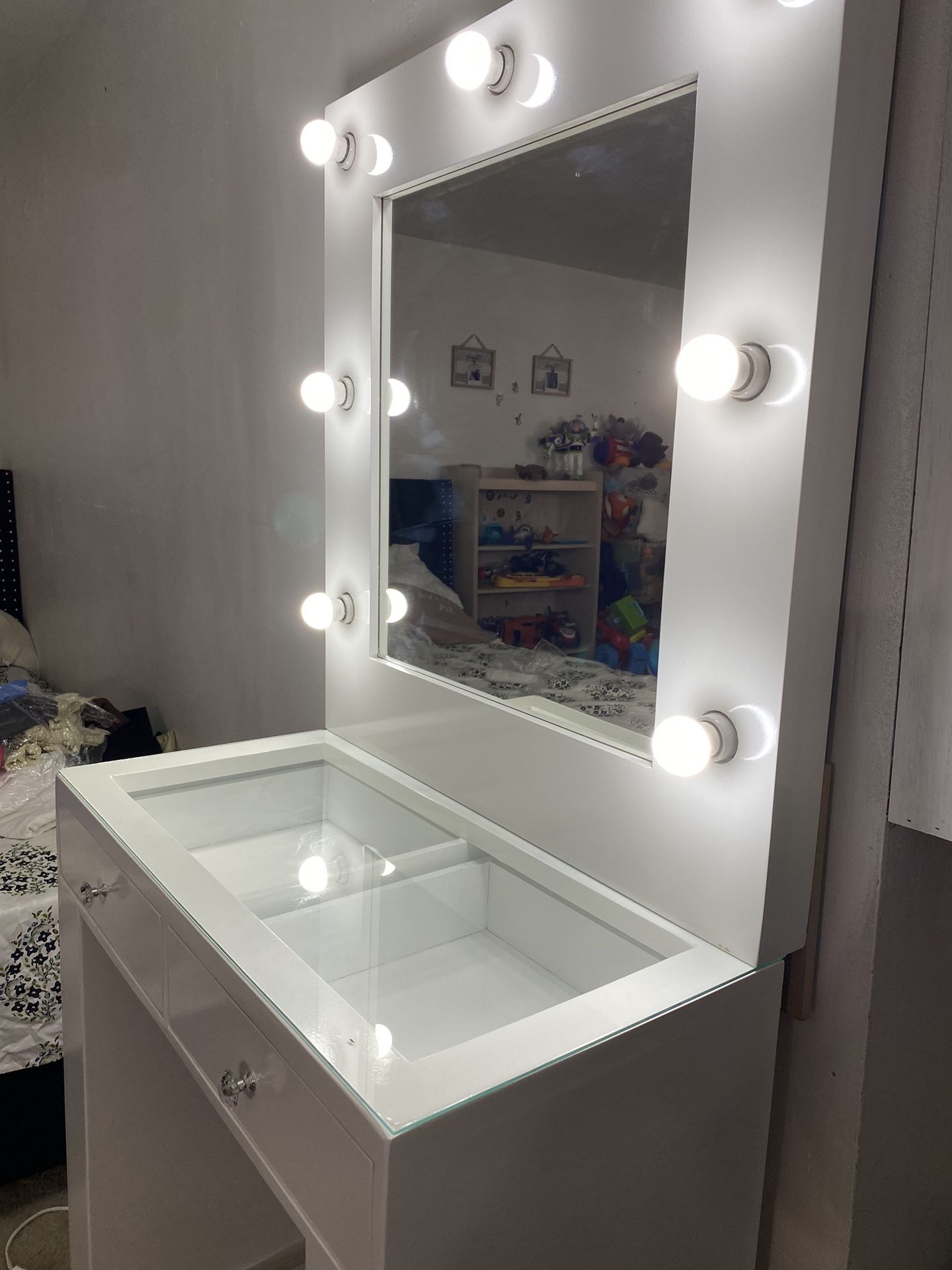 Makeup Vanity