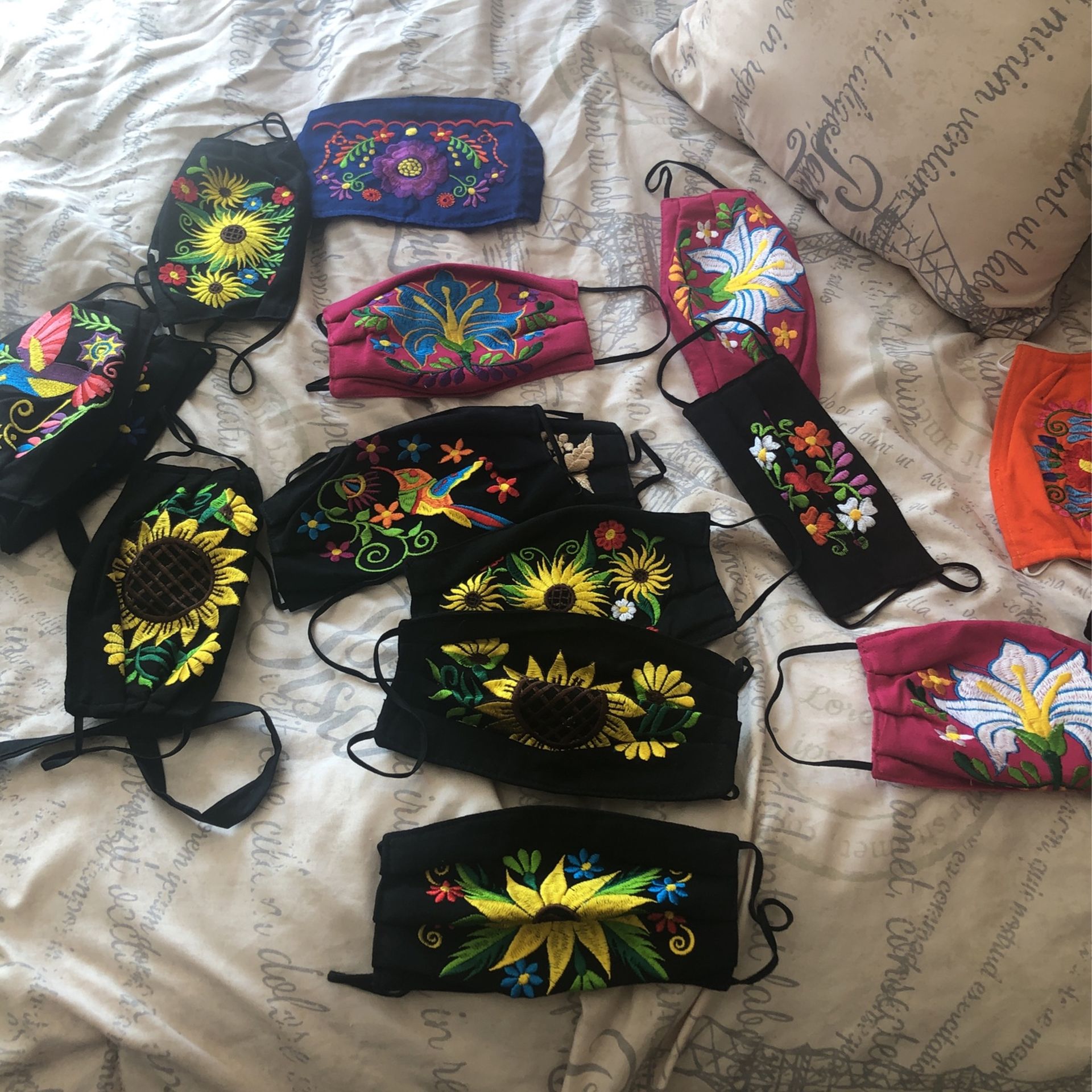 Mascarillas Bordadas