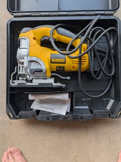 DeWalt 6.5 Amp Orbital Jigsaw with Case