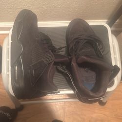Black Cats Jordan 4 