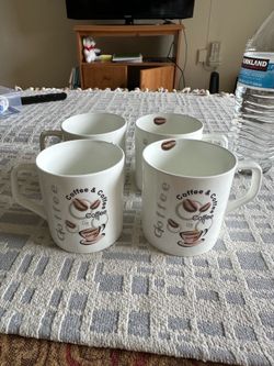 4 Tea/Coffee Cups