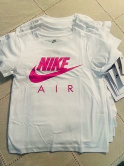 Girls Nike TShirts