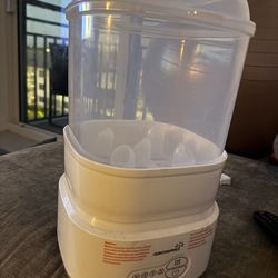 Brand new browsi baby bottle sterilizer $40