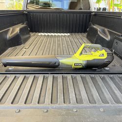 NEW RYOBI 135 MPH 440 CFM 8 Amp Corded Electric Jet Fan Leaf Blower