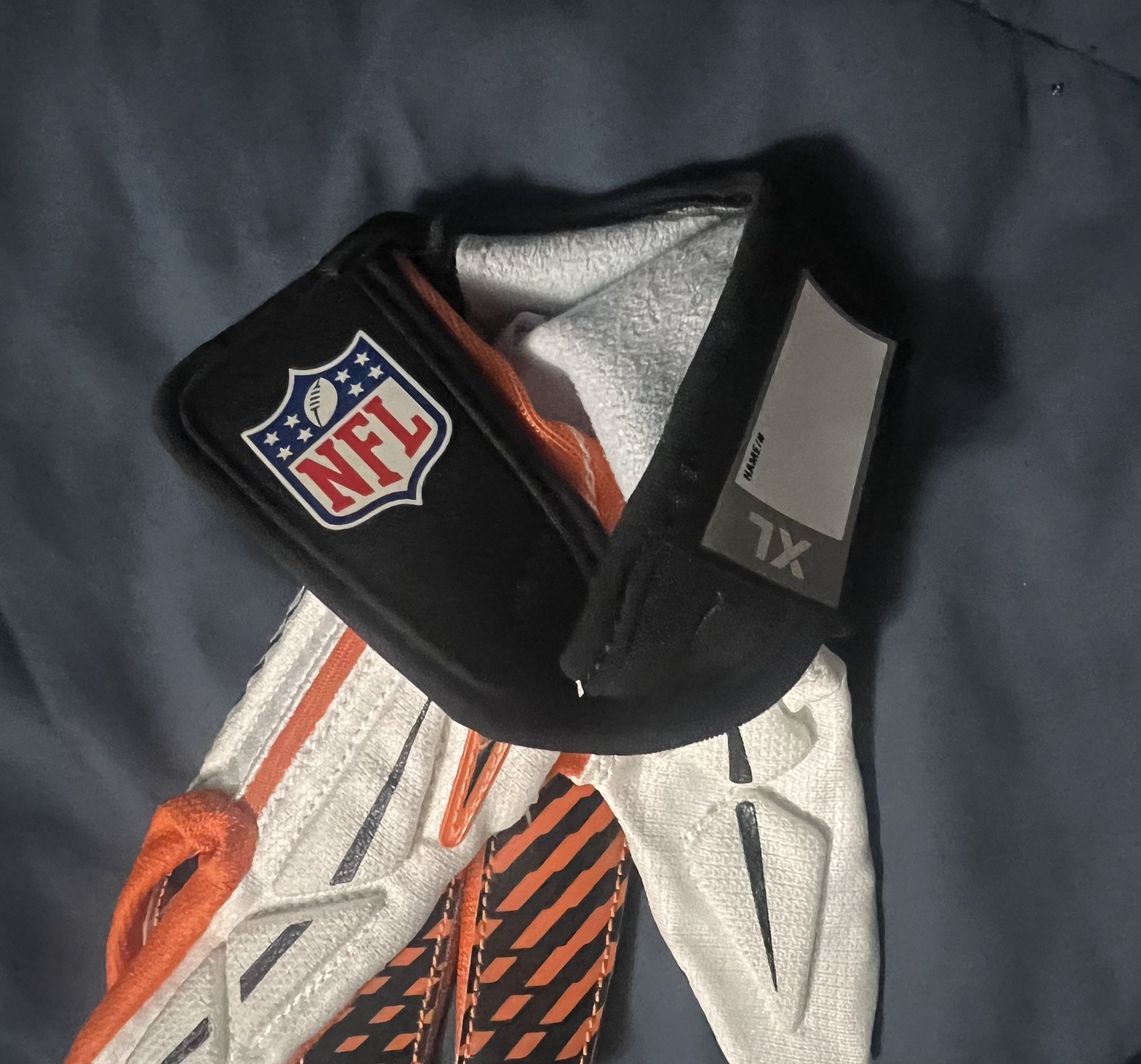 Cincinnati Bengals NFL Game Used Nike Vintage Football Gloves 4XL