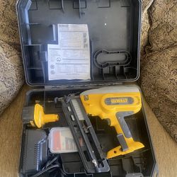 DeWalt Nailer Finish