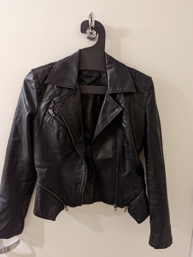 XS Faux Leather Jacket 