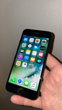 iPhone 7 32GB UNLOCKED