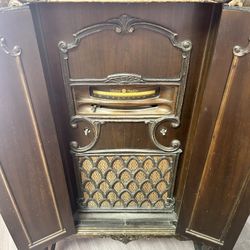 Antique Radio