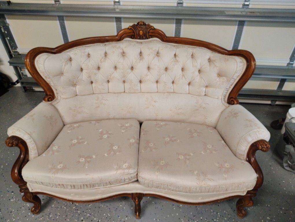 Victorian Loveseat