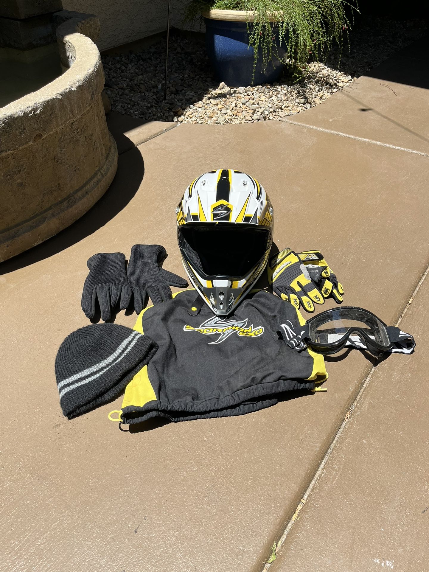 Scorpion EXO Off-Road Helmet VX-14 With Gloves And Case