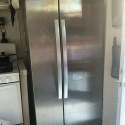 Whirlpool Refrigerator 