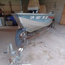 Bass Tracker Fisher Boat