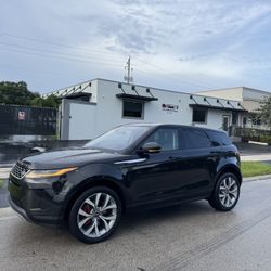 2020 Land Rover Evoque SE 