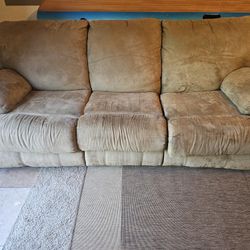 Pull Out Couch. 