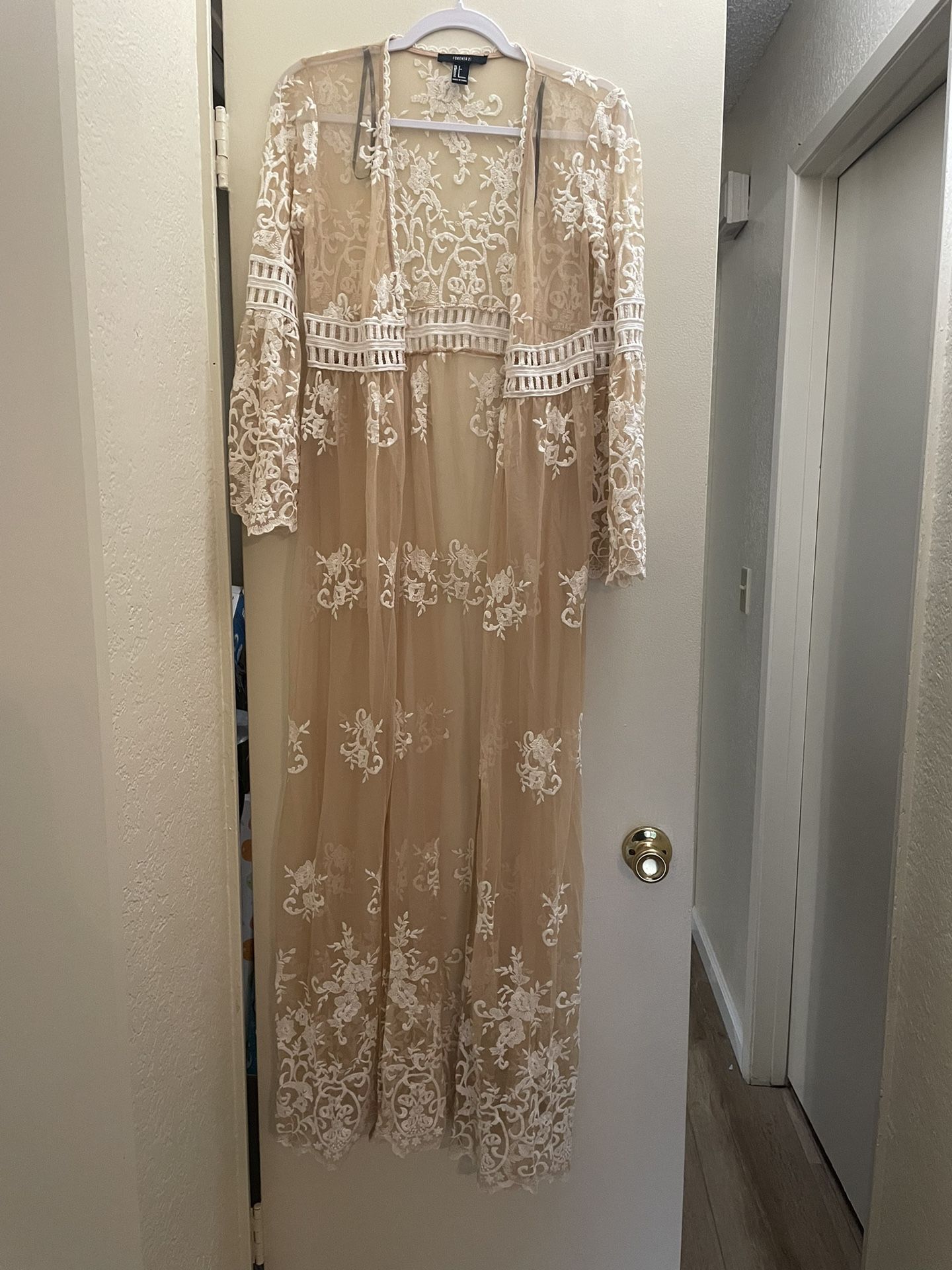 Forever 21 Floral Lace Cover Up Swimwear Beach Kimono Dress Knit for Sale in Oceanside, CA - OfferUp Forever 21 Floral Lace Cover Up Swimwear Beach Kimono Dress Knit for Sale in Oceanside, CA - OfferUp