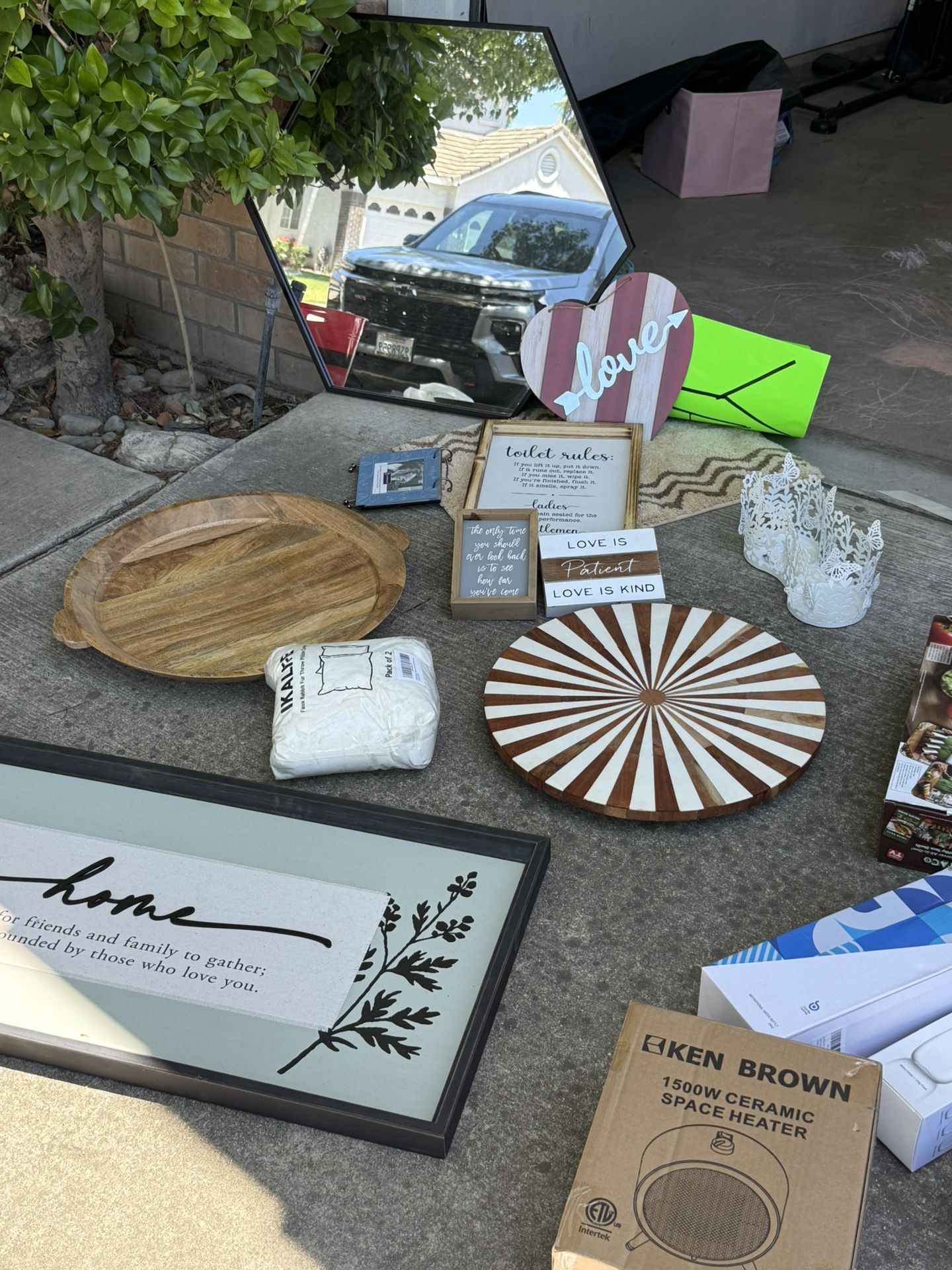 Yard Sale Garage Sale - What’s Left