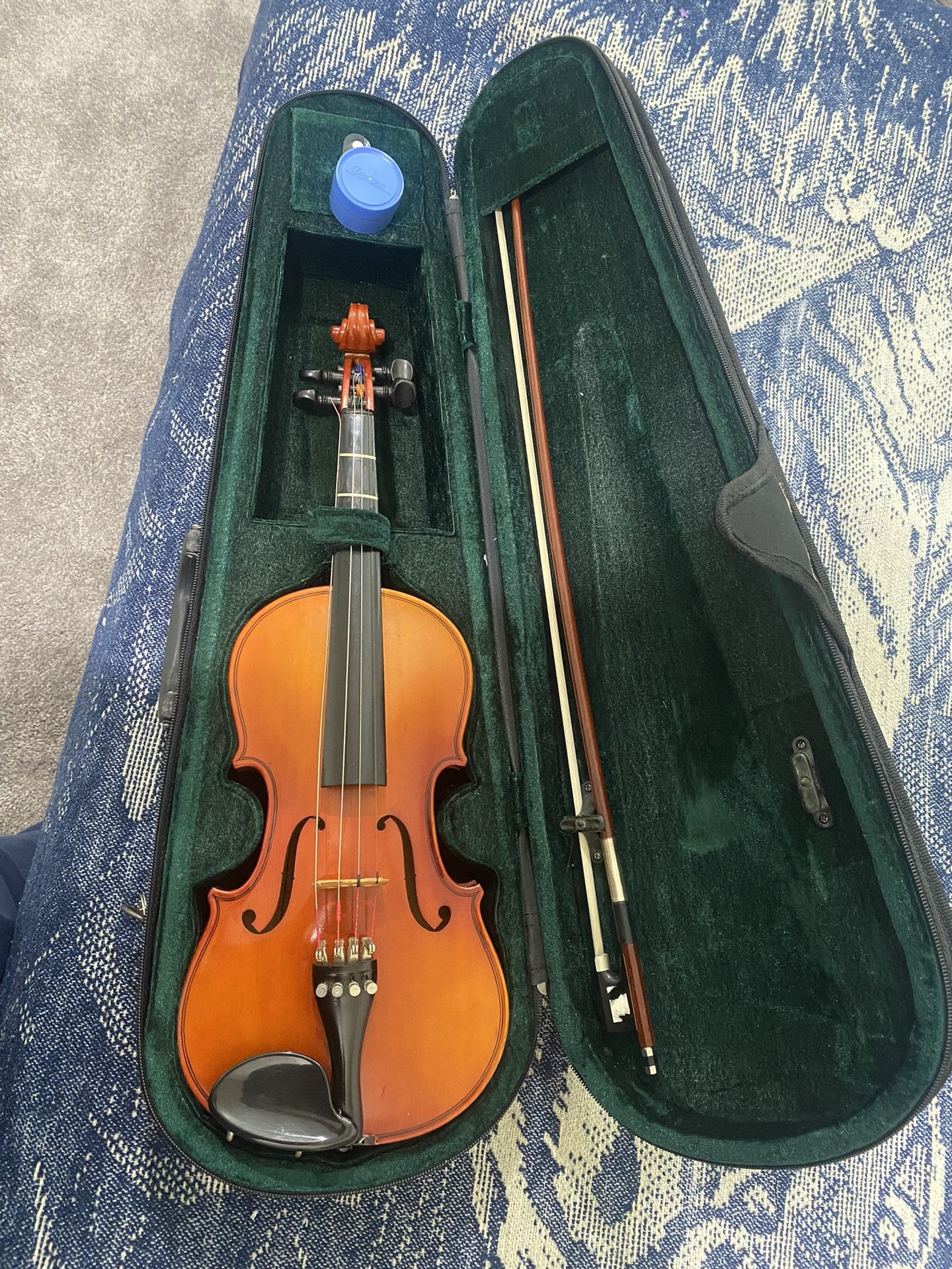 Cremona Violin 