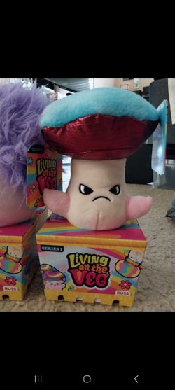 Russ Living on the Veg Series 1 Mushroom Plush