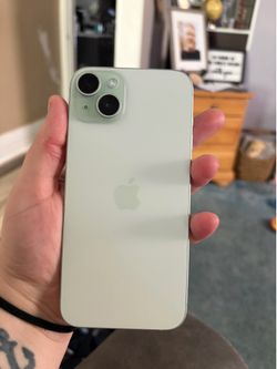 iPhone 15 Plus
