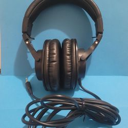 Audio-Technica ATH-M30X Over the Ear Headphone - Black.