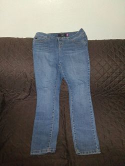 Ladies jeans size14 S $5