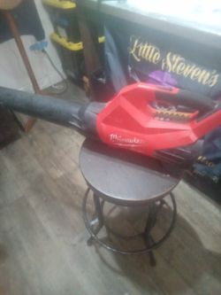 Milwaukee  Blower   Cordless