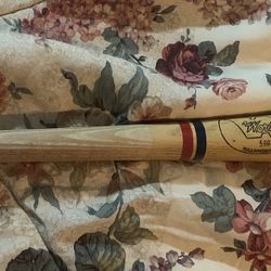 Vintage Baseball Bat. Wood Worth Alou styles Bat