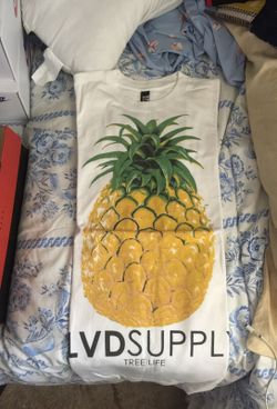Men's t shirt