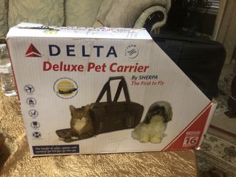 Delta pet carrier
