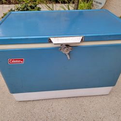 Vintage Coleman Cooler
