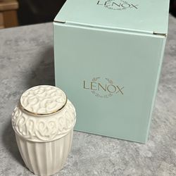 LENOX KEEPSAKE URN 