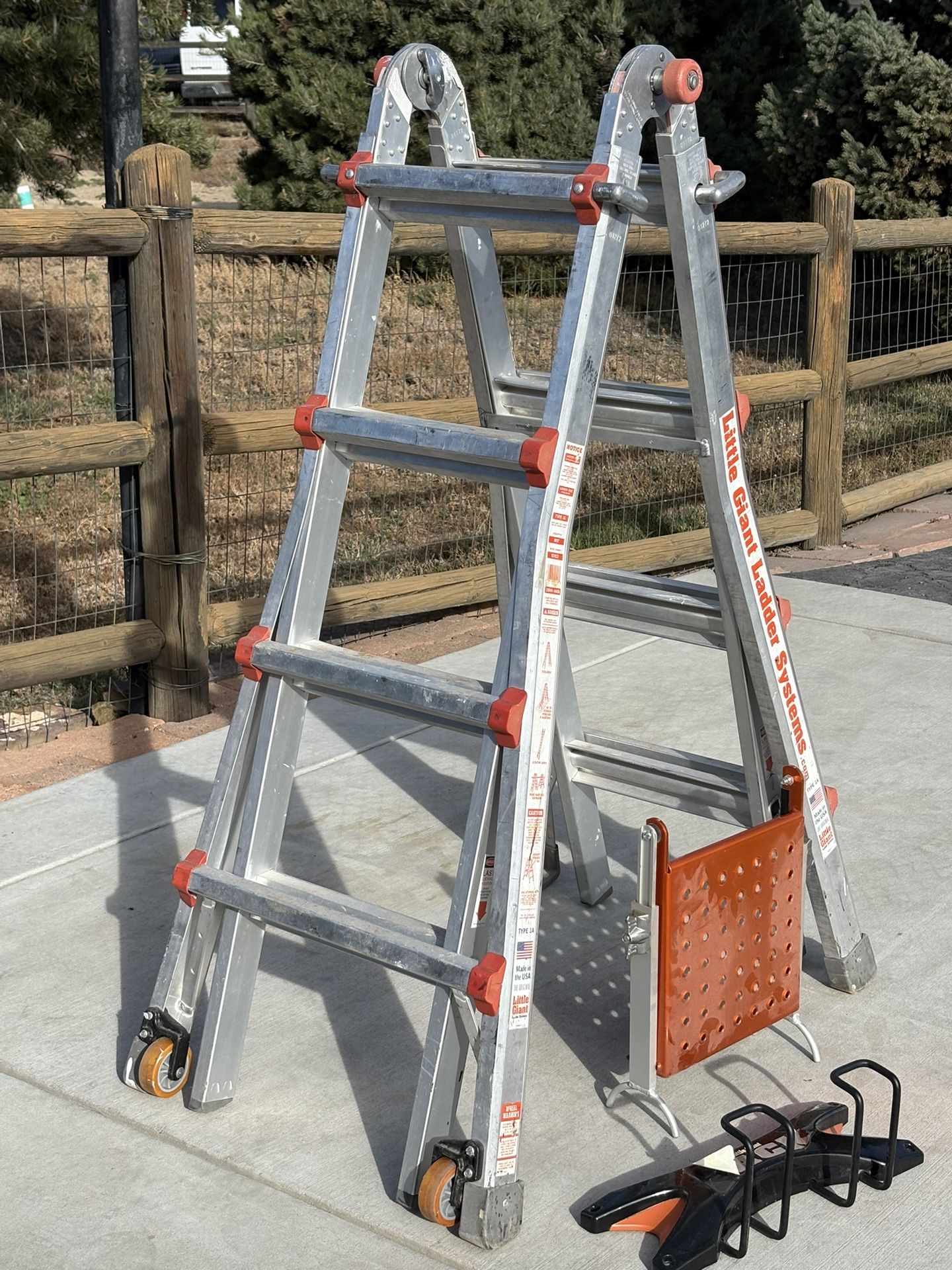 Little Giant Velocity 17 ft. H Aluminum Telescoping Multi-Position Ladder Type IA 300 lb. capacity