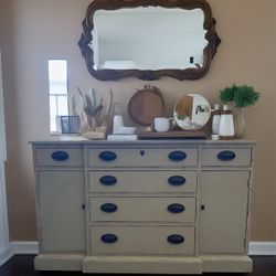 Solid Wood   Buffet/ Entry Table  Spring Texas 