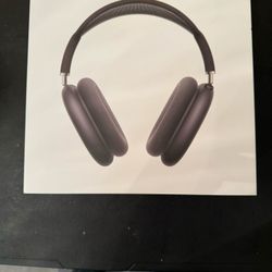 Apple AirPods Pro Max Midnight/black Mint Condition 